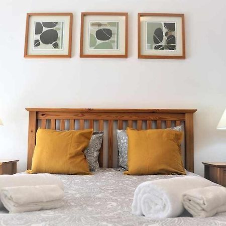 Lovely Apartment In Carvoeiro By The Beach Екстериор снимка