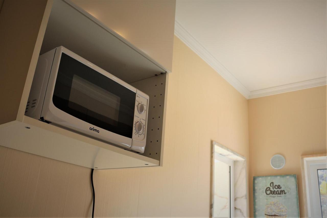 Lovely Apartment In Carvoeiro By The Beach Екстериор снимка