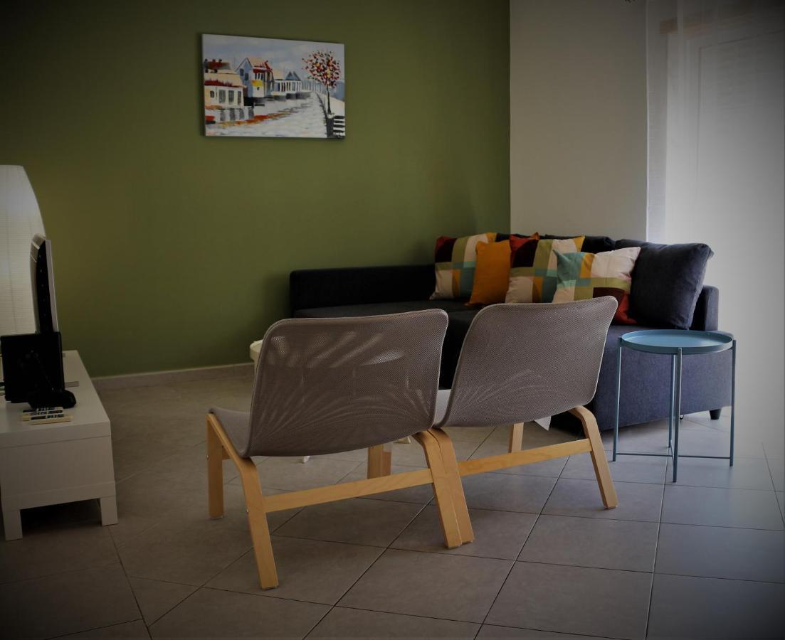 Lovely Apartment In Carvoeiro By The Beach Екстериор снимка