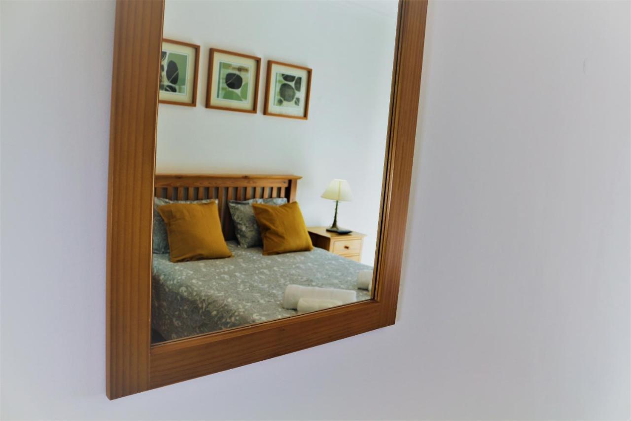 Lovely Apartment In Carvoeiro By The Beach Екстериор снимка