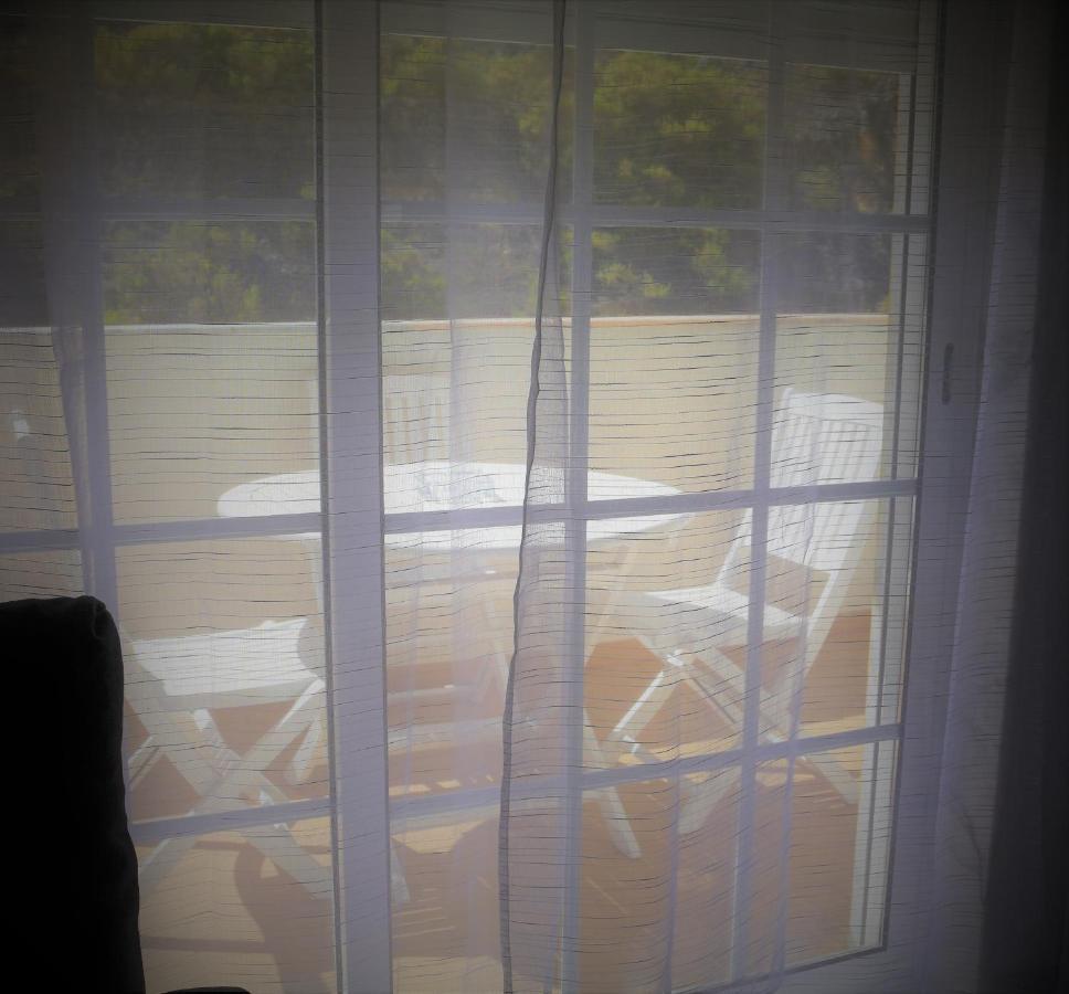 Lovely Apartment In Carvoeiro By The Beach Екстериор снимка
