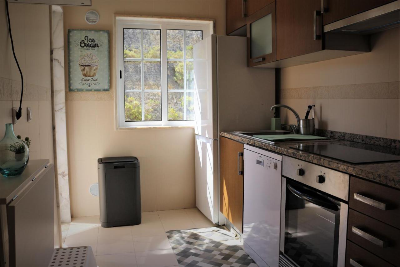 Lovely Apartment In Carvoeiro By The Beach Екстериор снимка